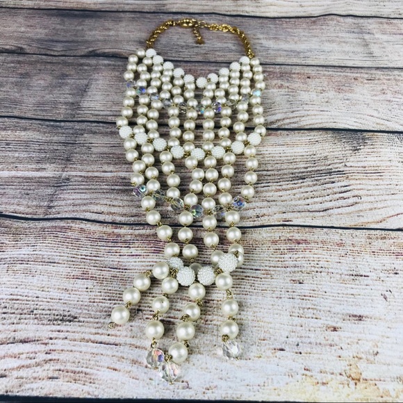 bebe Pearl and Gold Necklace Oversized - Picture 2 of 8